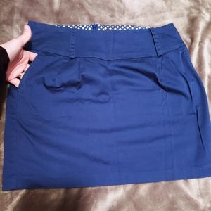 Mini pencil skirt with pockets!